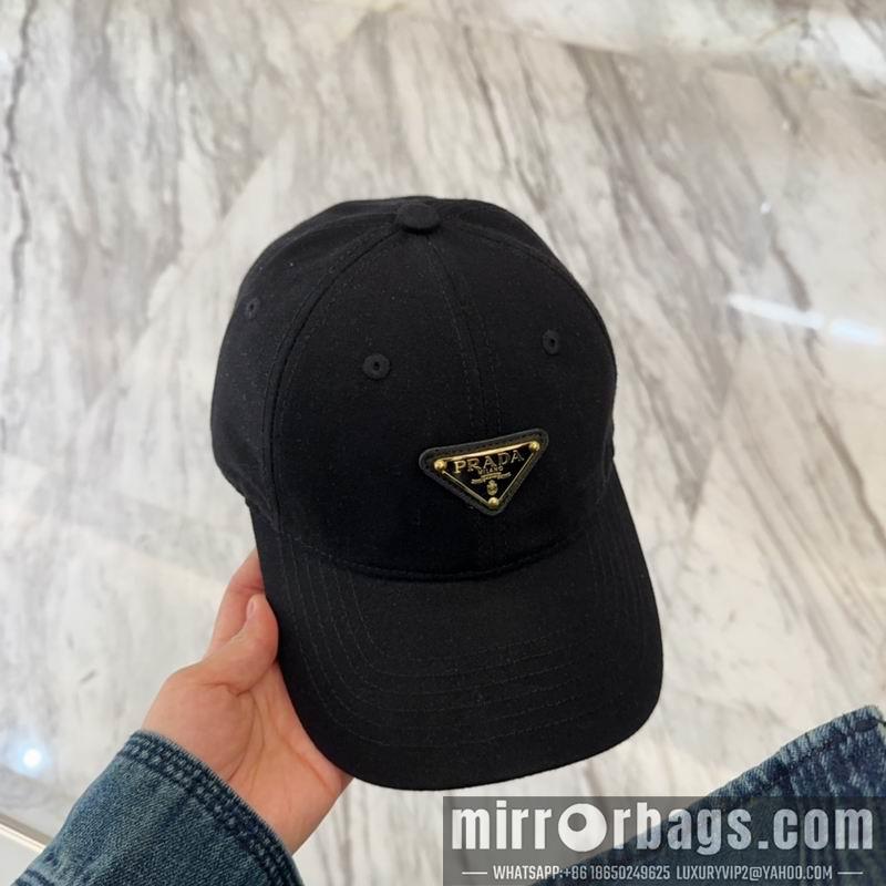 Prada Hat dx18