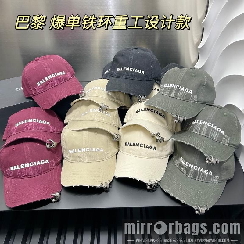 Balenciaga Hat dx18