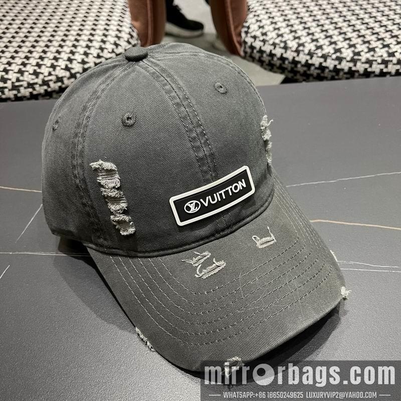 LV Hat 020801