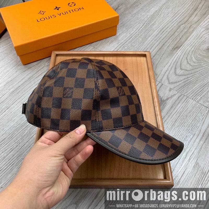 LV Hat dx169