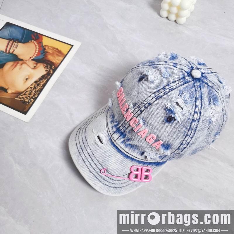 Balenciaga Hat dx30
