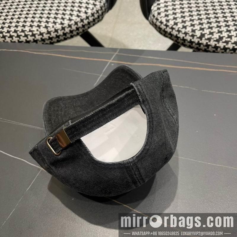 Prada Hat 083001