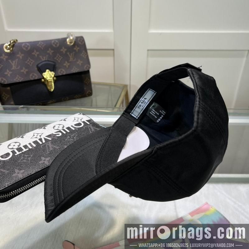 Prada Hat dx10