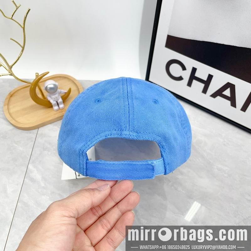 Balenciaga Hat dx50