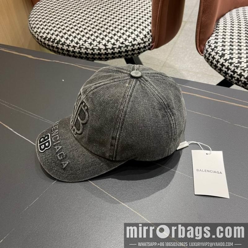 Balenciaga Hat 010202