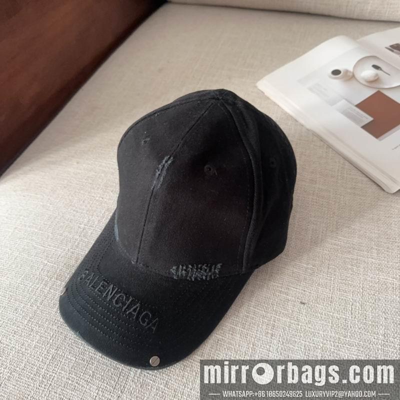 Balenciaga Hat dx23