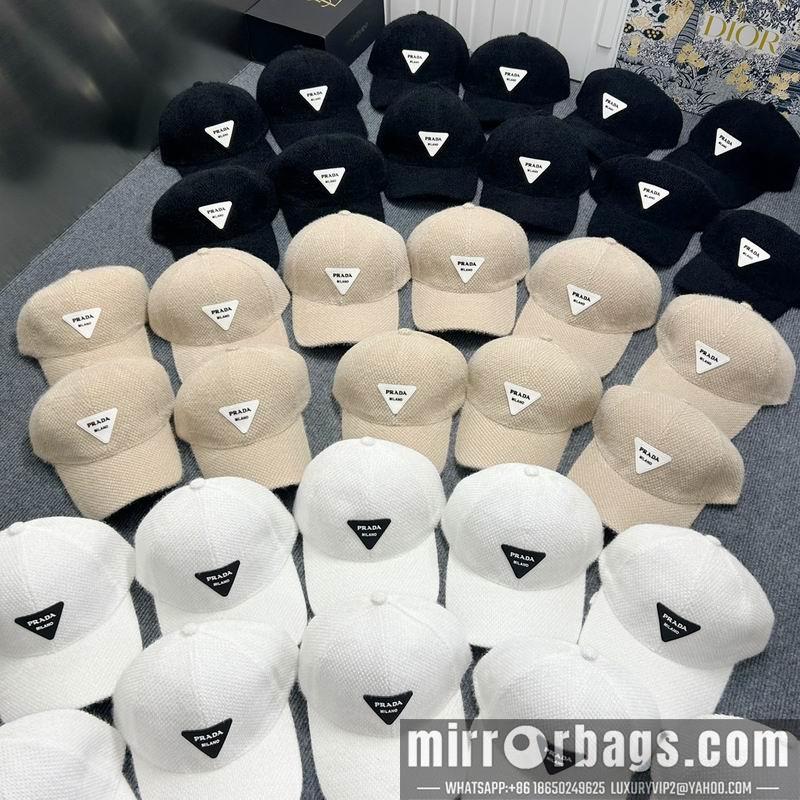 Prada Hat dx60