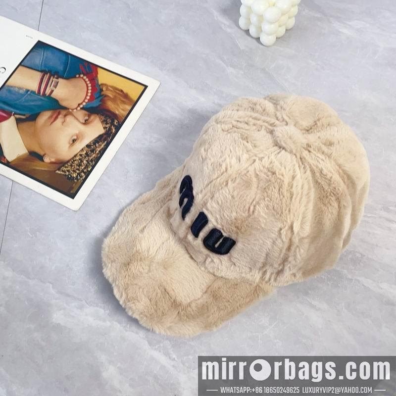 Miumiu Hat dx68