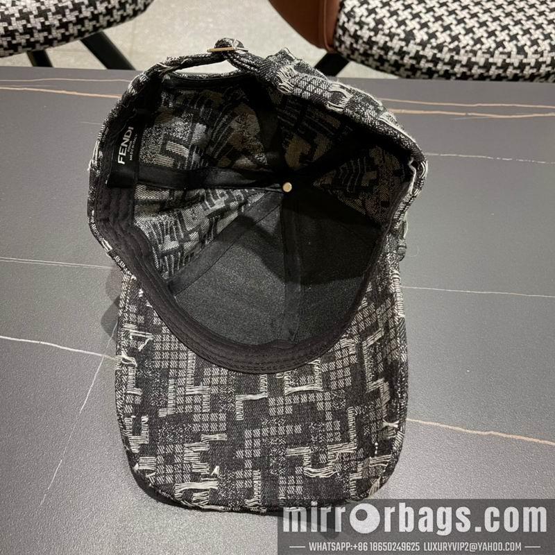 Fendi Hat 083001