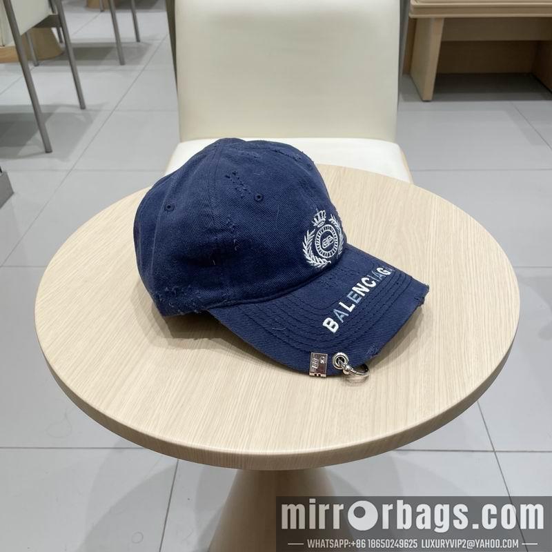 Balenciaga Hat 032001