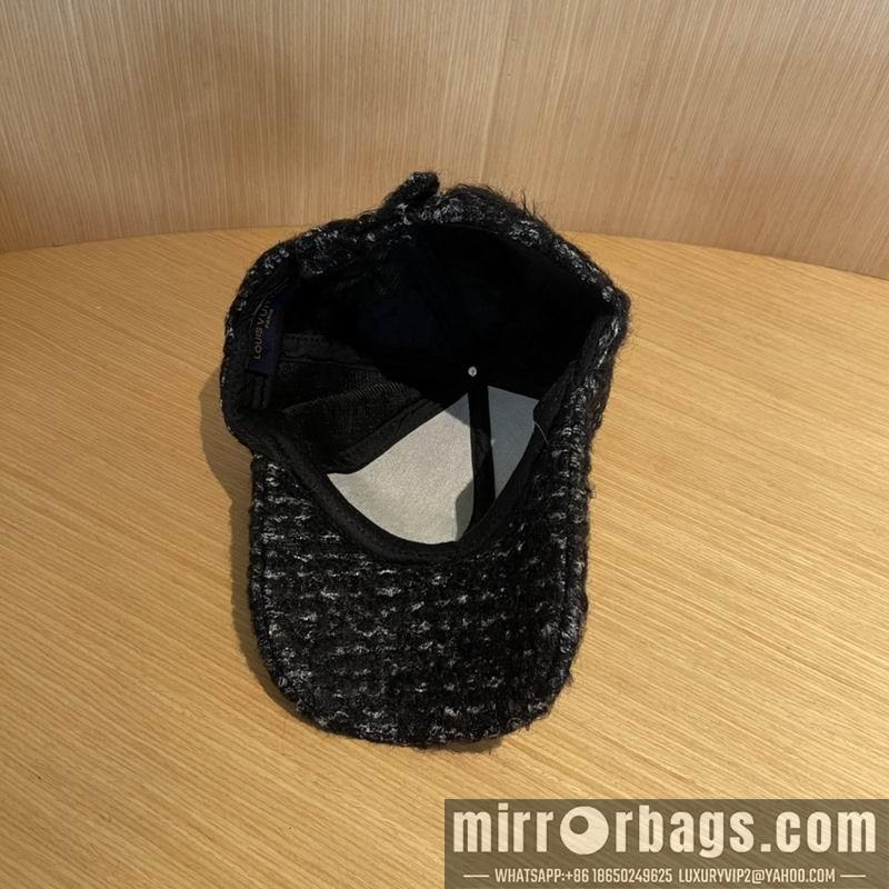 LV Hat 121406