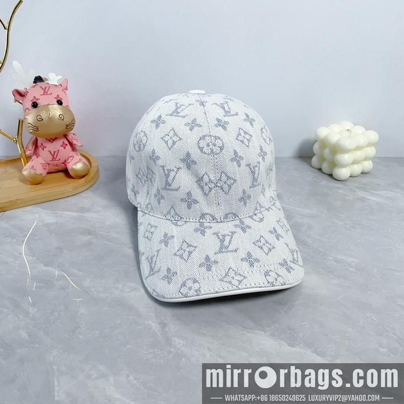 LV Hat dx96