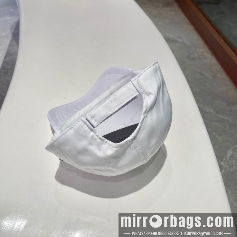 Prada Hat 040205