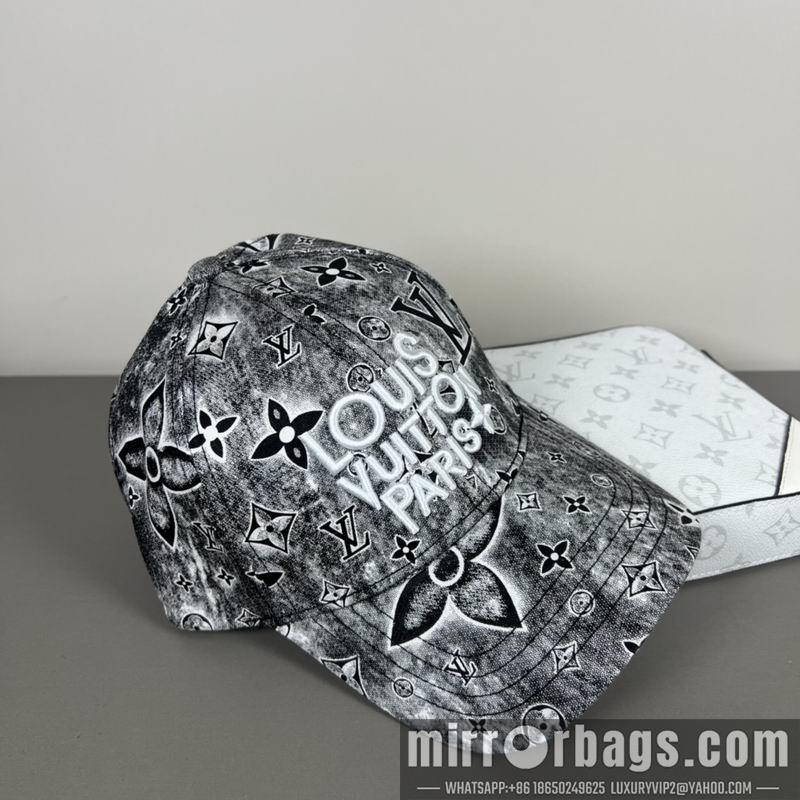 LV Hat dx52