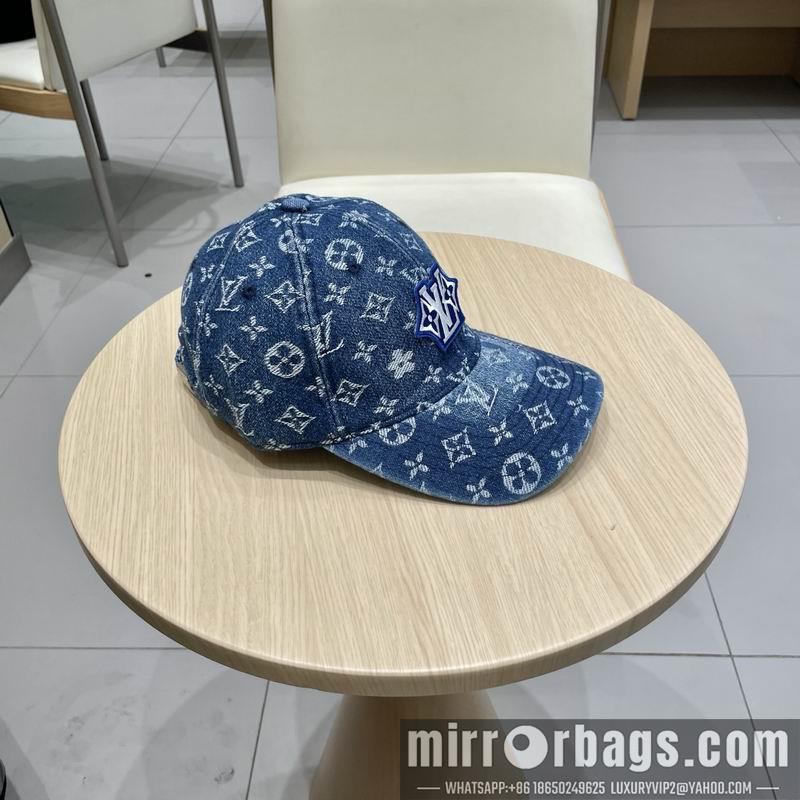 LV Hat 030747