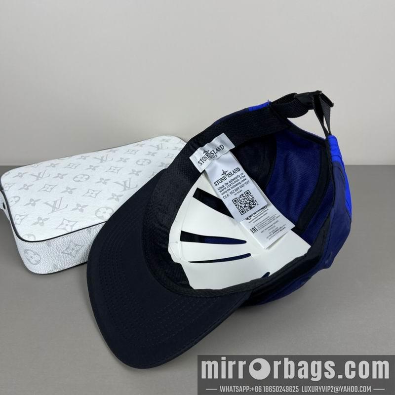 Stone Island Hat dx04