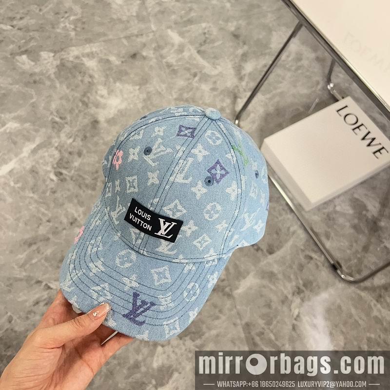 LV Hat 082604