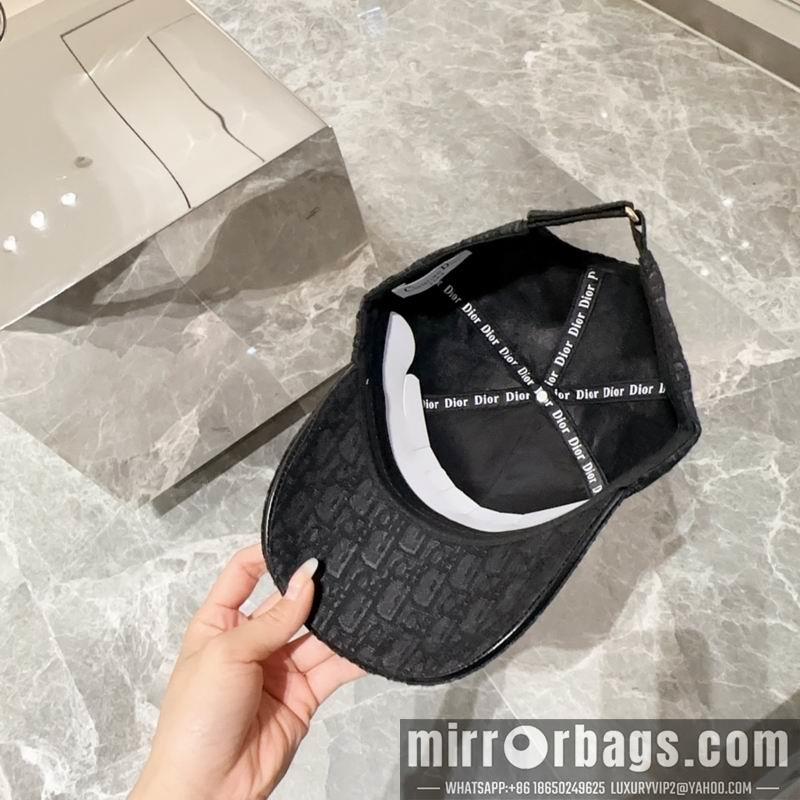 Dior Hat 041702