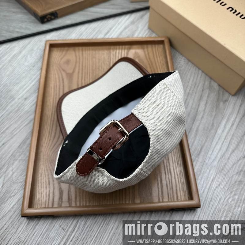 Miumiu Hat dx61