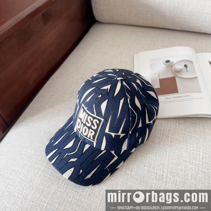 Dior Hat dx69