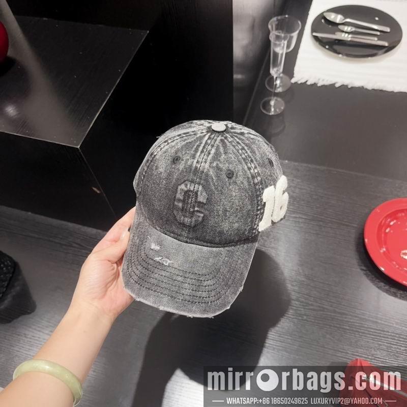 Celine Hat 083001