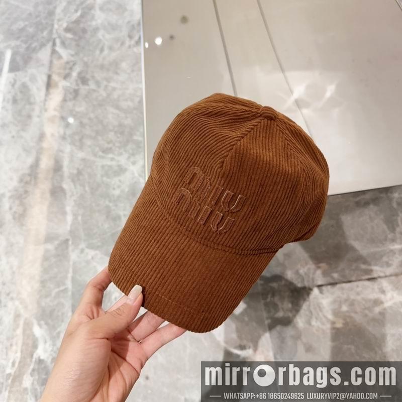 Miumiu Hat dx83