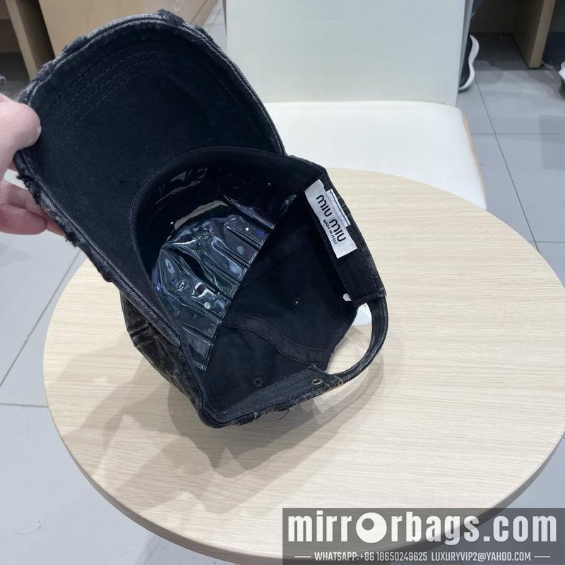 Miumiu Hat 040201