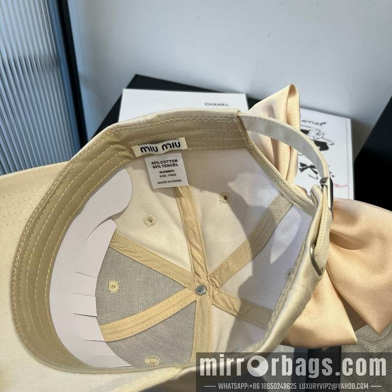 Miumiu Hat dx06