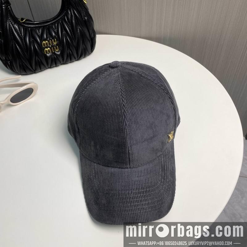 LV Hat dx113