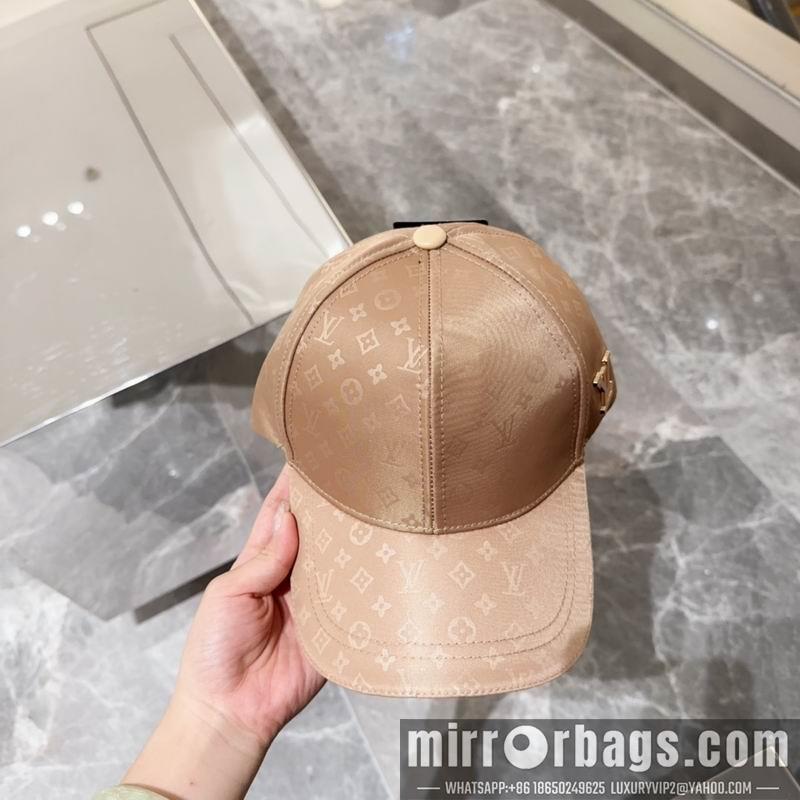 LV Hat 081801