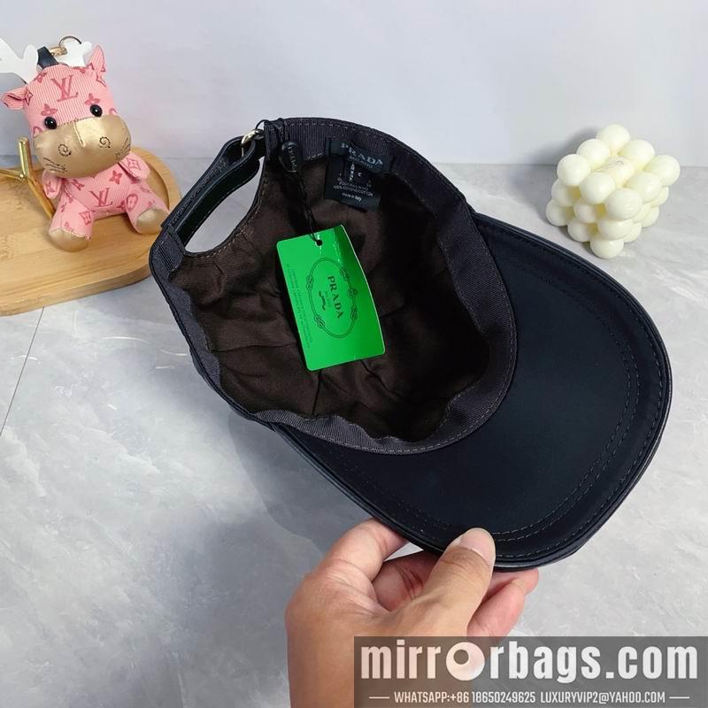 Prada Hat dx41