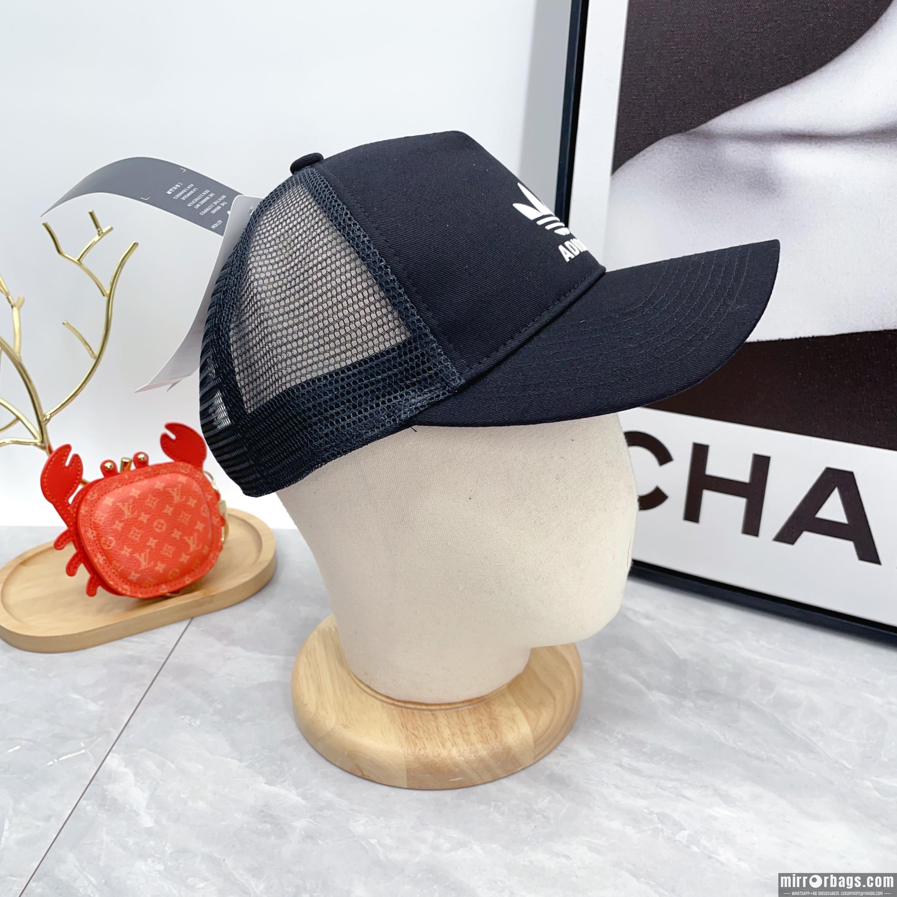 Adidas Hat dx02