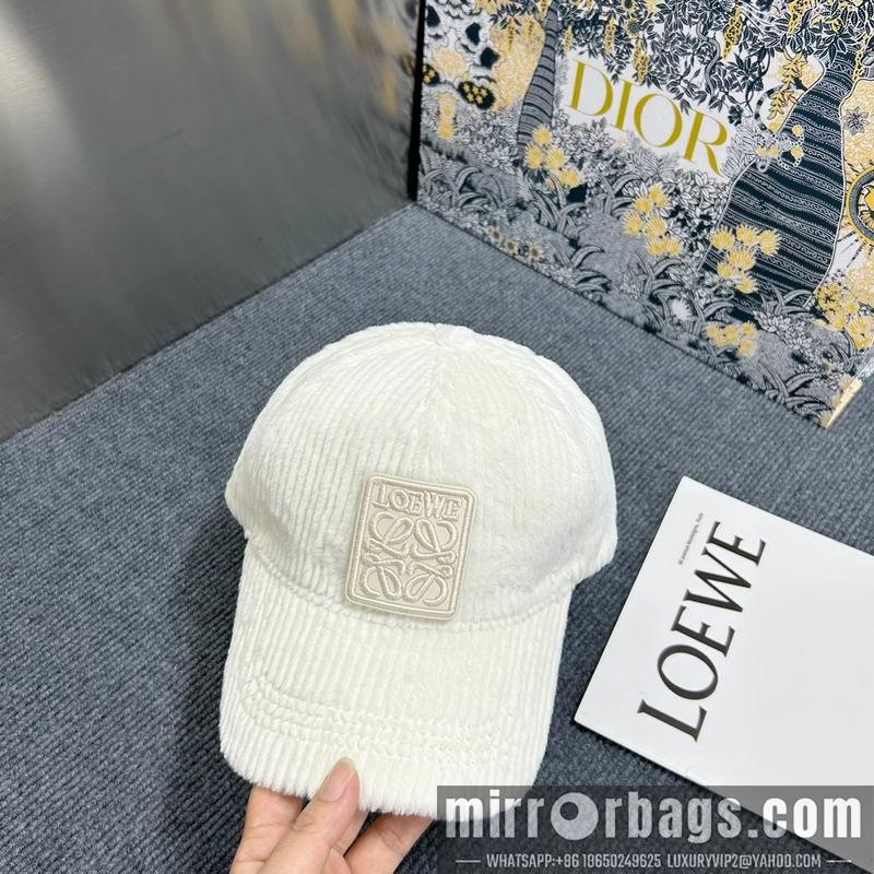 Loewe Hat dx24