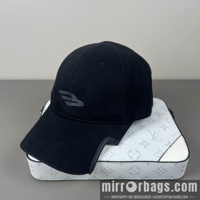 Balenciaga Hat 021006