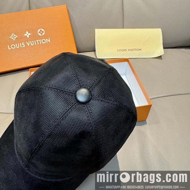 LV Hat 101801