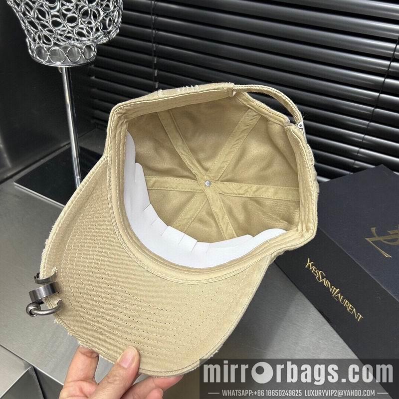 Balenciaga Hat dx51