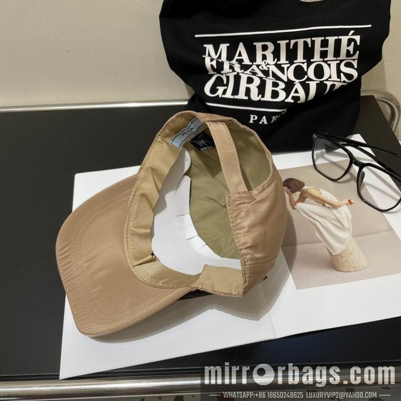 Prada Hat dx16