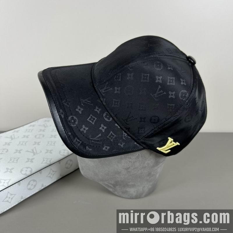 LV Hat dx07