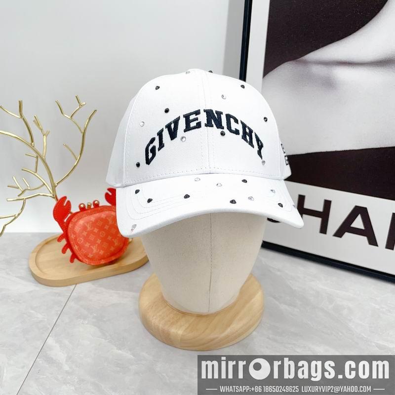 Givenchy Hat dx09