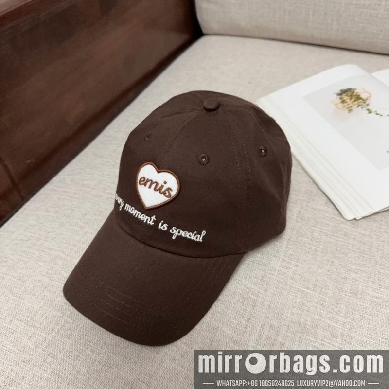Emis Hat dx06