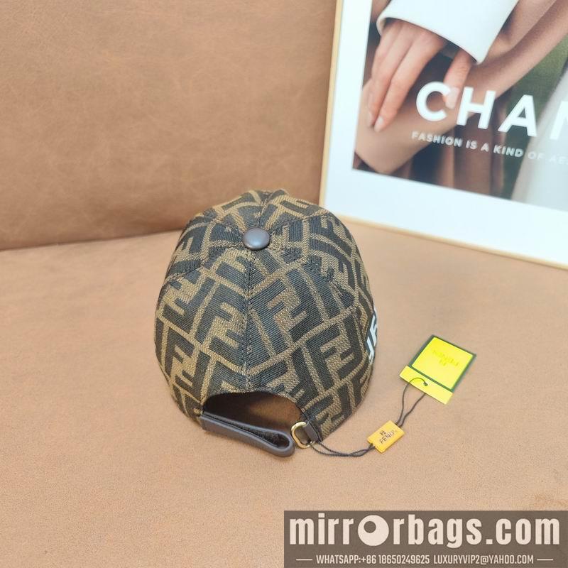 Fendi Hat dx41