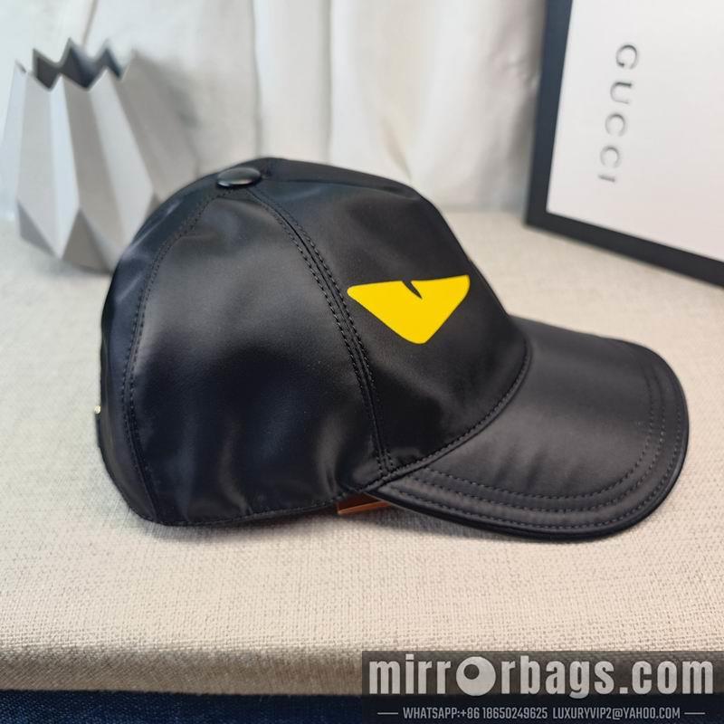 Fendi Hat dx07