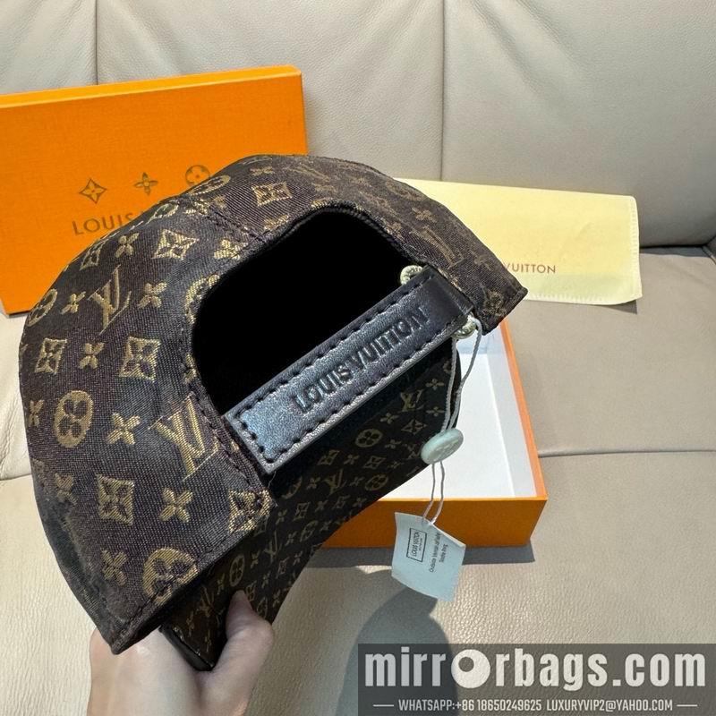 LV Hat dx119