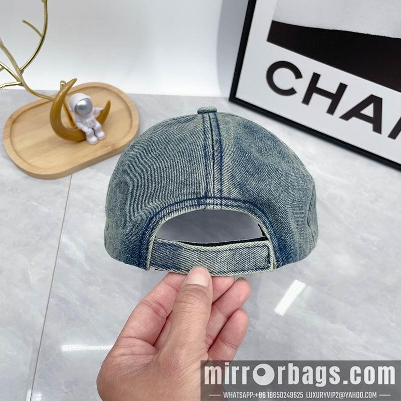 Miumiu Hat dx21
