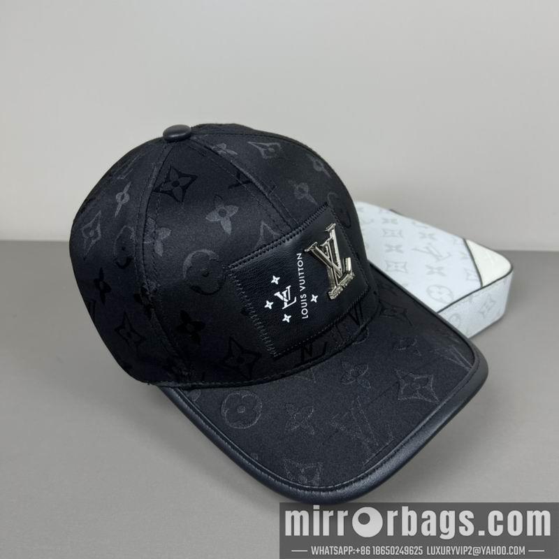 LV Hat dx64