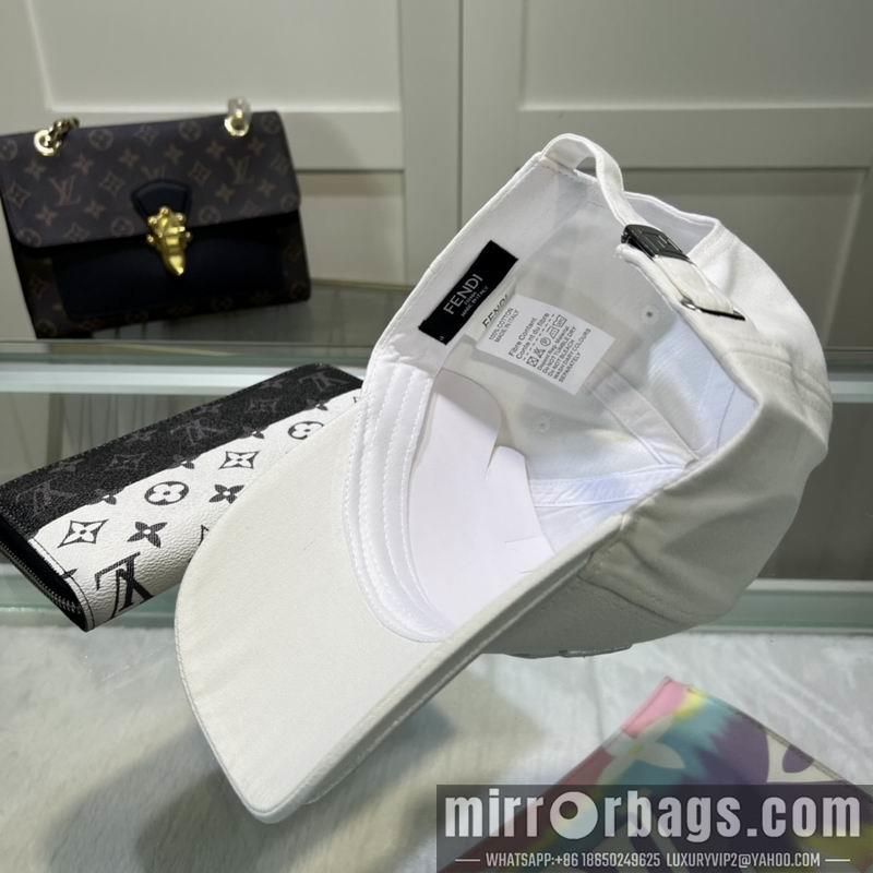 Fendi Hat dx03