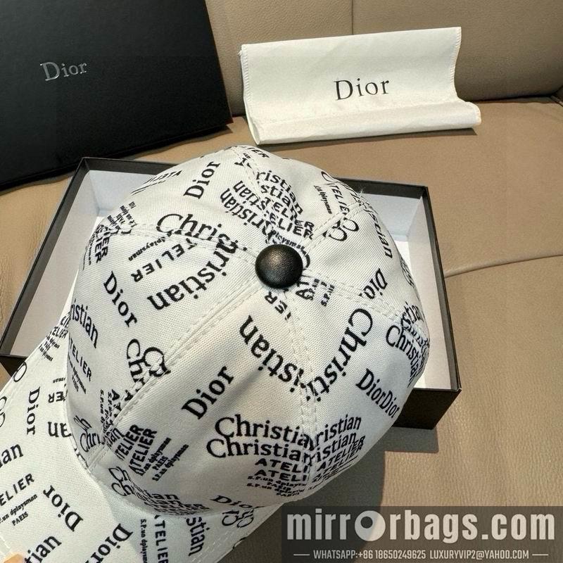 Dior Hat dx72