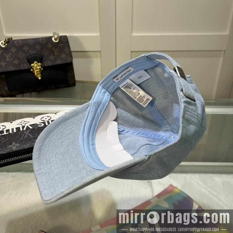 CK Hat dx05