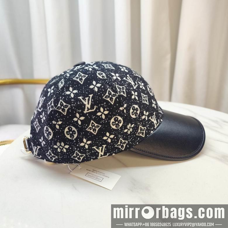 LV Hat dxn19