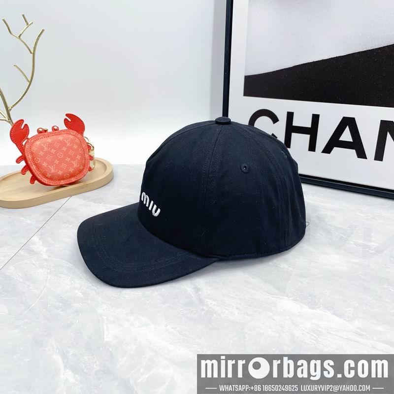 Miumiu Hat dx01